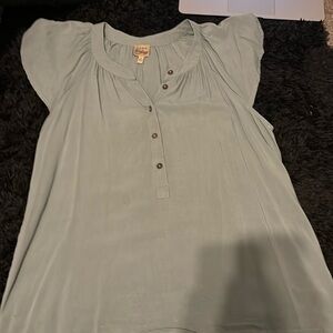 brand is como vintage and is a medium